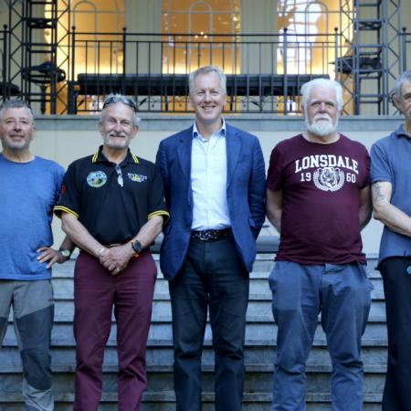 El reconocimiento del embajador británico a veteranos de Malvinas unidos en el Aconcagua