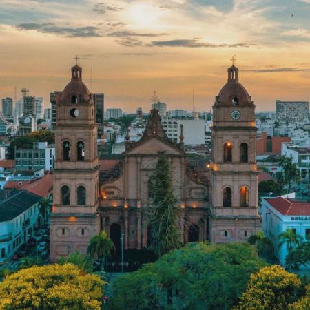 Aniversario de Santa Cruz de la Sierra: historia, identidad y crecimiento de la ciudad más poblada de Bolivia