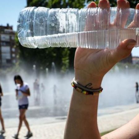 Ola de calor en Argentina: alerta roja en tres provincias y aviso por tormentas en otras doce