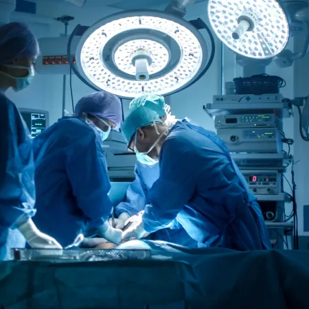 El Gobierno avanzó con la desregulación para la importación de equipos médicos