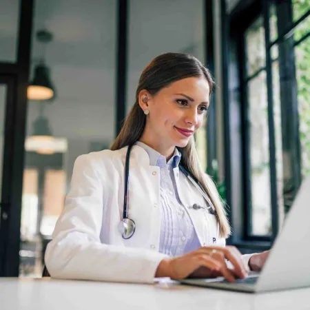 Escándalo educativo en Brasil: qué reveló el ENAMED sobre los nuevos médicos