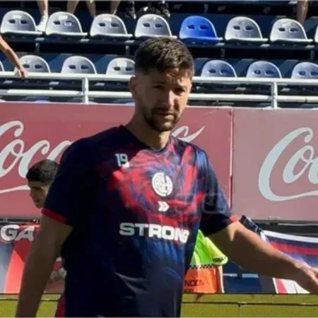 Luciano Vietto le salió al cruce a ESPN con una foto en cuero que se hizo viral