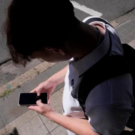 Provincia de Buenos Aires: el proyecto para sacar a menores de 13 de las redes