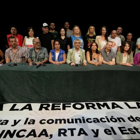 Mundo cultural en alerta por la “modernización laboral”: los cambios que cuestionan