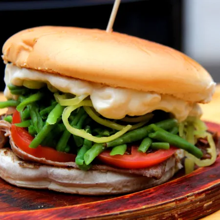 Santiago y su sándwich secreto: cómo el chacarero define la vida en Chile