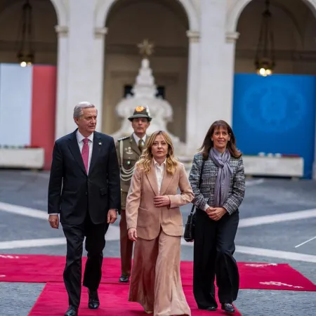 Giro clave de José Antonio Kast en Europa: qué acordó con Viktor Orbán y Giorgia Meloni