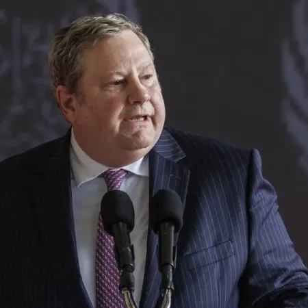 Estrategia incómoda de Washington en Cuba: la ayuda llega, la nafta no