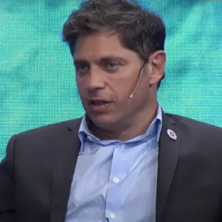 Kicillof cruzó con dureza el acuerdo con EEUU y acusó al Gobierno de “no negociar nada”