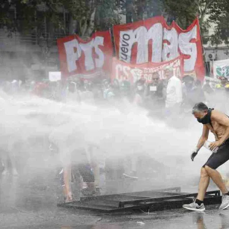 Congreso bajo tensión: la drástica medida que estudia Monteoliva para las marchas