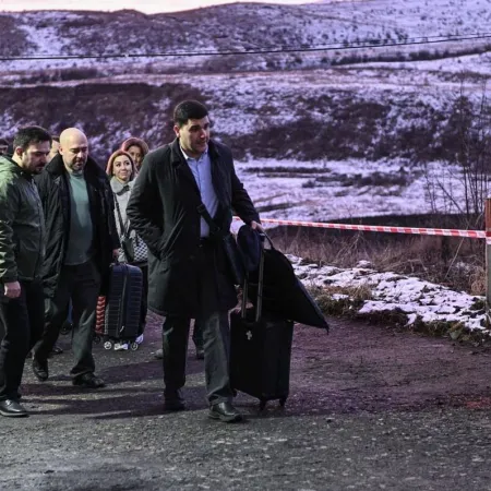 Armenia y Azerbaiyán: el primer cruce civil en 30 años abre un nuevo escenario