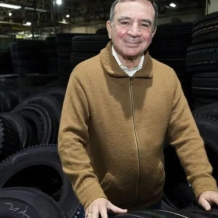 Quién es Javier Madanes Quintanilla, dueño de FATE