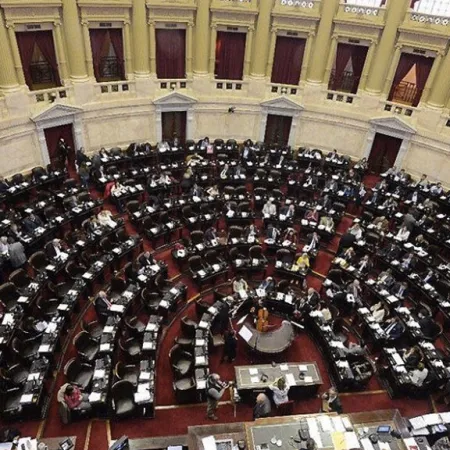 Sindicatos aceiteros versus CIARA-CEC: nuevo cruce de los industriales por la Reforma Laboral