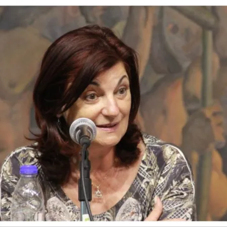 “Oda a Perón” en plena sesión: el gesto de Kelly Olmos que desató burlas en Diputados