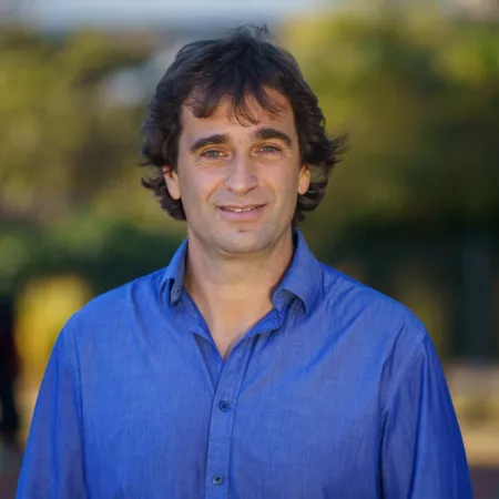 Gabriel Solano cuestionó al peronismo por la reforma laboral y propuso otra salida