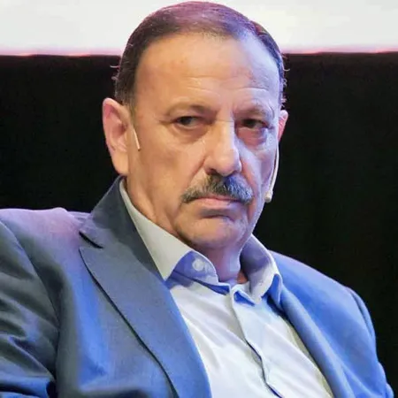 Ricardo Quintela comparó al país con el de 2001 y pidió que Milei no termine su mandato