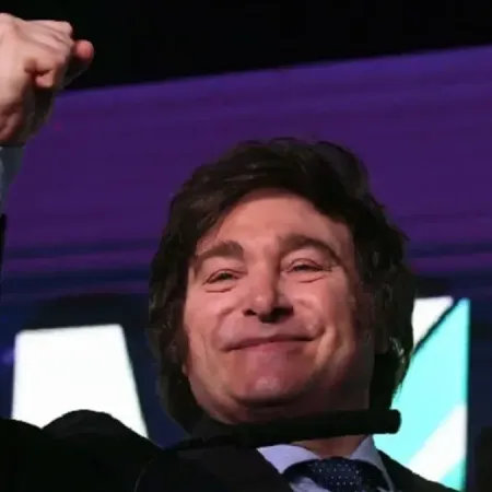 Milei convoca a un asado en Olivos para agradecer a legisladores tras las extraordinarias