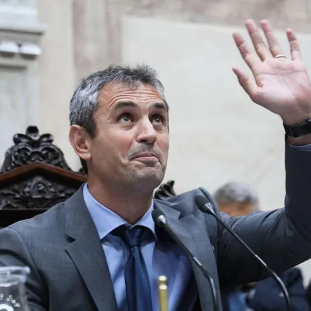 Martín Menem acusó a Quintela por el uso de fondos y encendió la interna en La Rioja