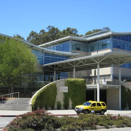 Demanda contra Meta y YouTube reabre debate por salud mental juvenil