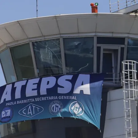 Fin de semana complicado: el paro de controladores que puede arruinar tu vuelo