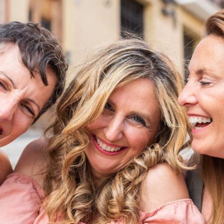 Mujeres +50: el nuevo paradigma que cambia el "empoderamiento" por la libertad y el bienestar