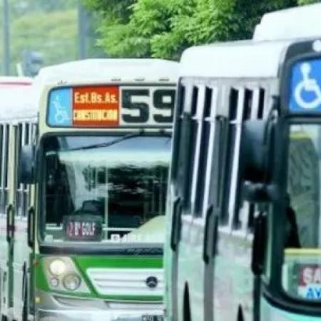 El Gobierno intima a gremios del transporte y busca frenar el paro contra la reforma laboral