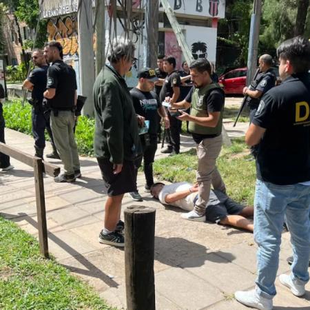 La caída menos esperada en la "Banda del Millón": detuvieron al padre de los líderes