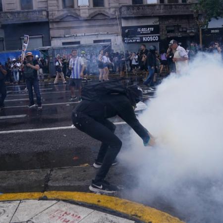 Incidentes en el Congreso: gases, camiones hidrantes y 5 arterias clave cerradas