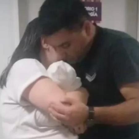 Milagro en San Juan: policías salvaron a un bebé que nació en un inodoro y estaba sin signos vitales