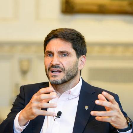 Un polémico "premio" de Pullaro pone en riesgo el inicio de clases en Santa Fe