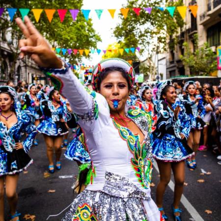 Feriado de Carnavales: más de 119 mil visitantes y 83% de ocupación hotelera en CABA