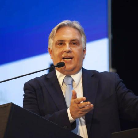 Piden anular la deuda de USD 800 millones de Llaryora: qué puede pasar en Córdoba