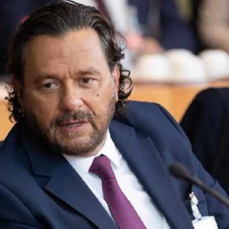 Gustavo Sáenz cruzó a Cristina Kirchner por el PJ y dejó una grave denuncia