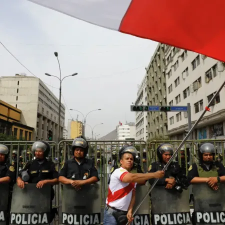 Cinco democracias en alerta: qué pasa en Nicaragua, El Salvador y la región