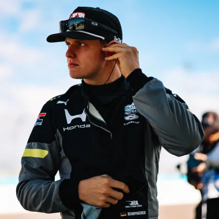 De pelear con Colapinto a un golpe brutal: el debut de Mick Schumacher en IndyCar