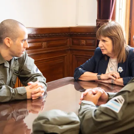 Bullrich recibió a Nahuel Gallo y denunció un intento de “apropiación” del caso por parte de la AFA