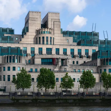 Reino Unido arresta a sospechosos de espiar objetivos judíos para Irán