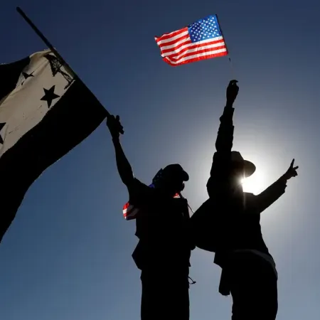 TikTok e Instagram de migrantes latinos: lo que nadie te cuenta