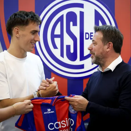 Cómo se destrabó el pase de Rodrigo Auzmendi para llegar de Banfield a San Lorenzo