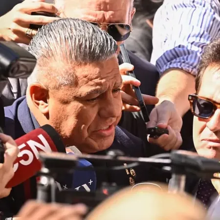 La caótica llegada de Claudio 'Chiqui' Tapia al juzgado