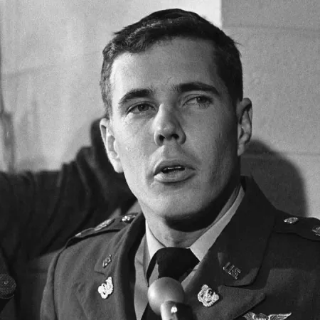 Hugh Thompson: el héroe desconocido de la tragedia de My Lai