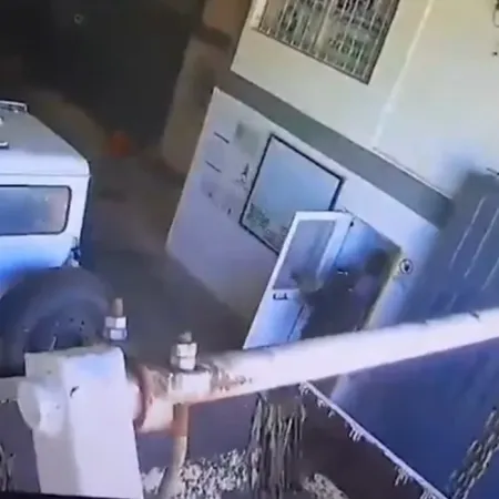 Un golpe en segundos y un botín de $50 millones: la pista que llevó a la detención de un policía