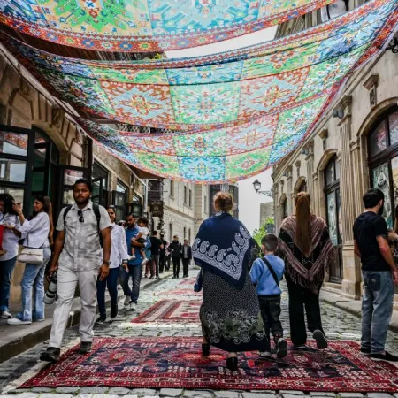 Bakú prepara el International Carpet Festival 2026 con artesanos de todo el mundo