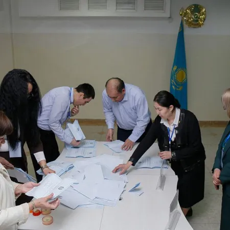 Kazajistán aprueba una nueva Constitución y reabre el debate sobre el poder de Tokayev