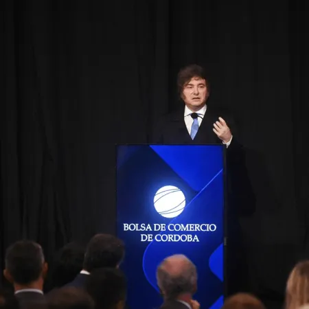 Milei lanzó duros insultos en Córdoba y apuntó contra opositores y ambientalistas