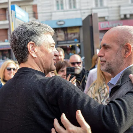 Villas, créditos hipotecarios y clase media: del anuncio de Macri al espejo de Larreta