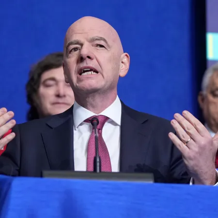 Infantino y la FIFA pretenden que Irán cumpla el calendario del Mundial 2026