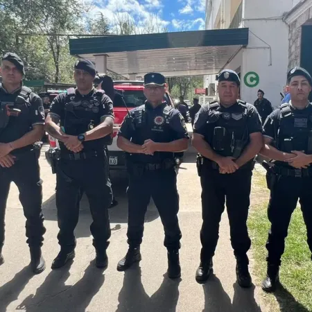 Caso E: distinguen a los policías que hallaron con vida a la menor en Córdoba