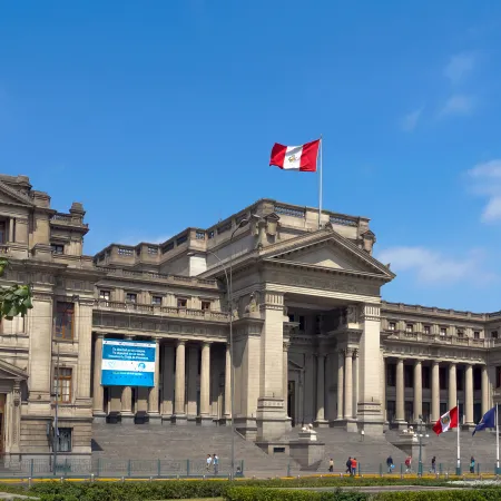 Perú y Guatemala: la salida de dos fiscales que incomoda a la política