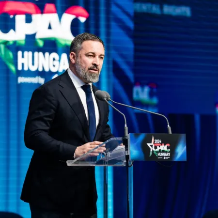 Budapest: Abascal reforzó su agenda y volvió a poner a Vox en foco