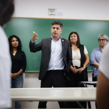 Milei, Smith y una acusación de Kicillof que el Gobierno salió a desmentir